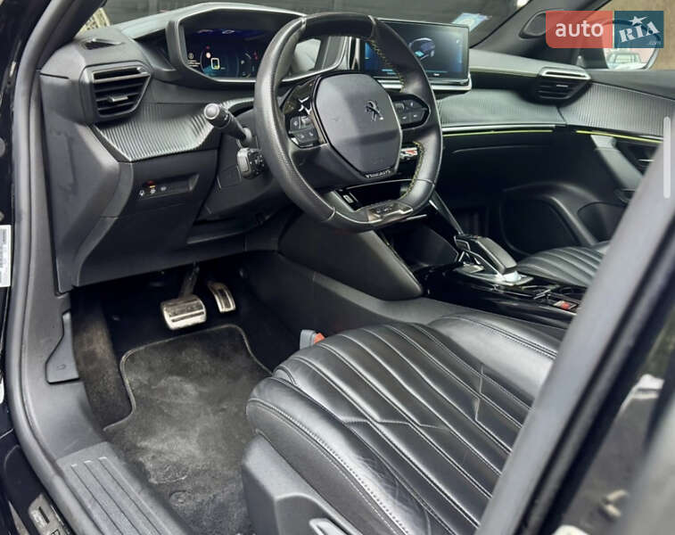 Позашляховик / Кросовер Peugeot e-2008 2020 в Луцьку