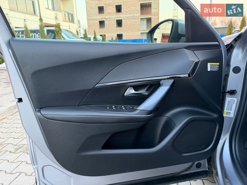 Внедорожник / Кроссовер Peugeot e-2008 2020 в Луцке