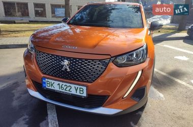 Внедорожник / Кроссовер Peugeot e-2008 2023 в Дубно