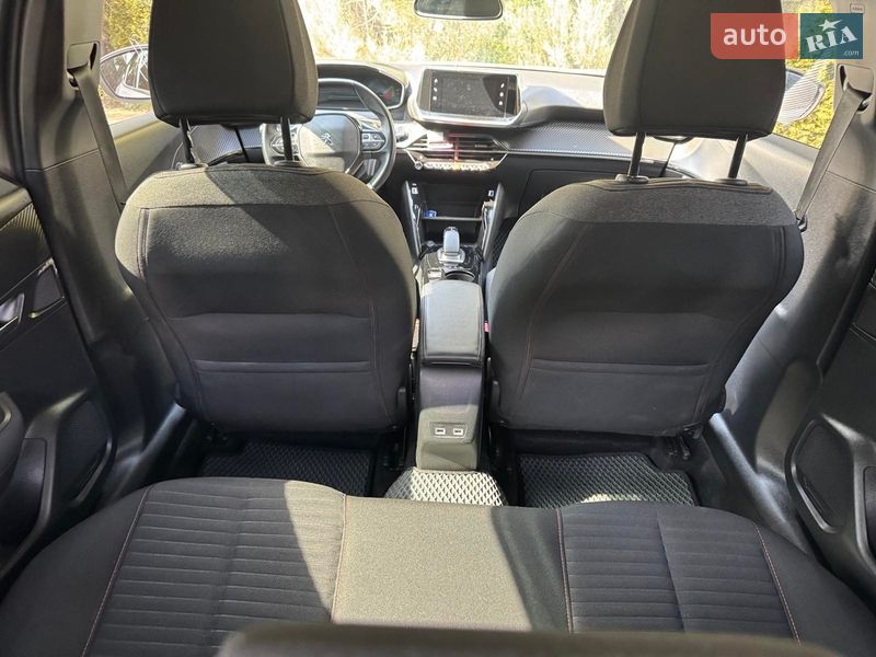 Внедорожник / Кроссовер Peugeot e-2008 2020 в Самборе