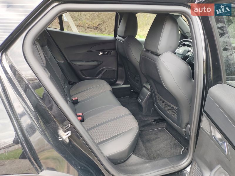 Внедорожник / Кроссовер Peugeot e-2008 2020 в Софиевской Борщаговке фото 16 Внедорожник / Кроссовер Peugeot e-2008 2020 в Софиевской Борщаговке