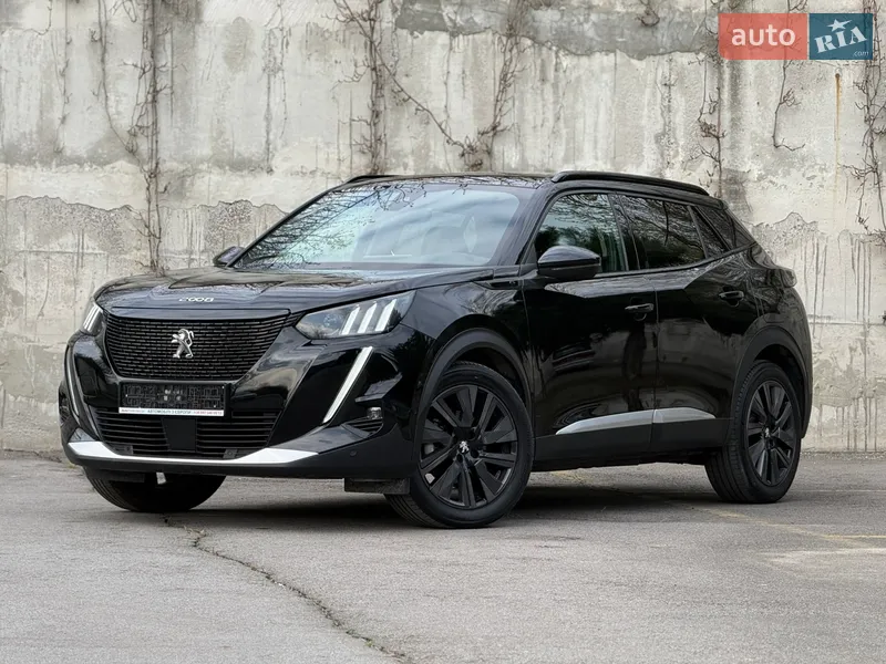 Peugeot e-2008
