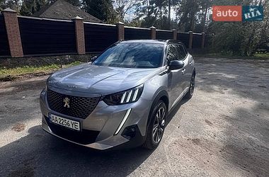 Внедорожник / Кроссовер Peugeot e-2008 2021 в Киеве