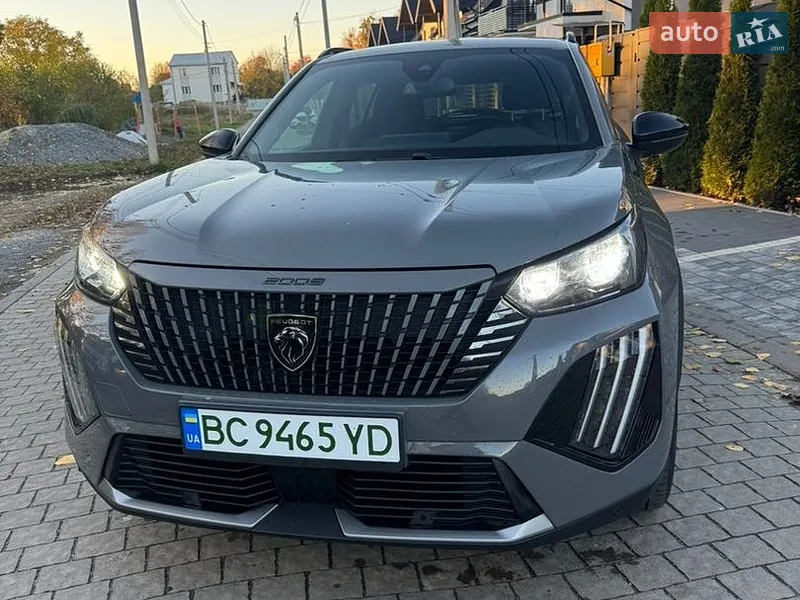 Peugeot e-2008