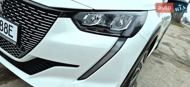 Хетчбек Peugeot e-208 2023 в Жовтих Водах