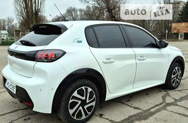 Хэтчбек Peugeot e-208 2023 в Желтых Водах