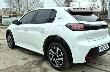 Хэтчбек Peugeot e-208 2023 в Желтых Водах