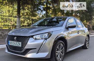 Хэтчбек Peugeot e-208 2021 в Немирове