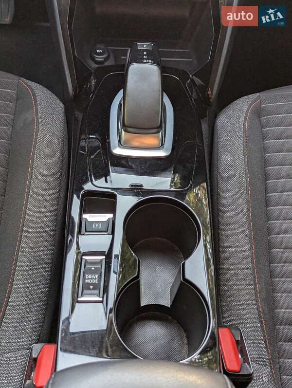 Хэтчбек Peugeot e-208 2021 в Немирове