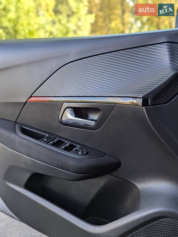 Хэтчбек Peugeot e-208 2021 в Немирове