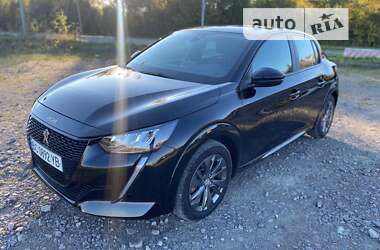 Хэтчбек Peugeot e-208 2021 в Львове