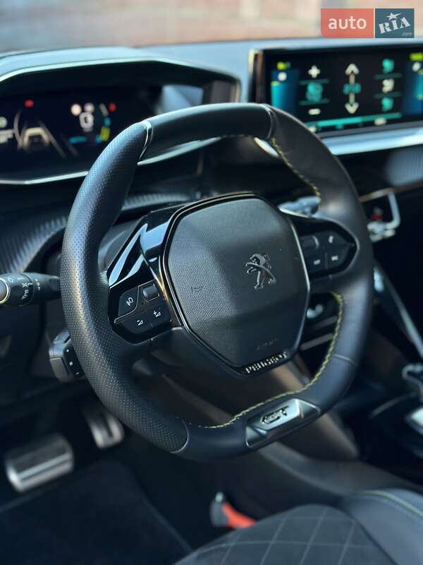 Хэтчбек Peugeot e-208 2021 в Ровно