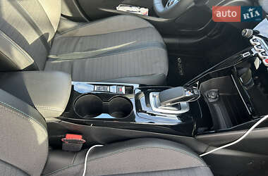 Хэтчбек Peugeot e-208 2021 в 