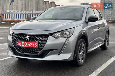 Хетчбек Peugeot e-208 2022 в Києві