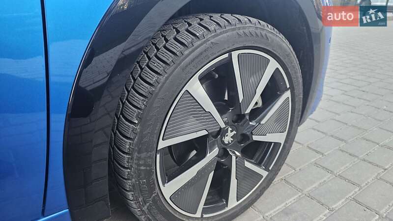 Хэтчбек Peugeot e-208 2021 в Ивано-Франковске