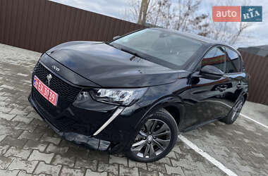 Peugeot e-208 2022