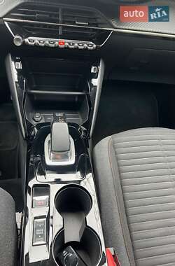 Хэтчбек Peugeot e-208 2021 в 