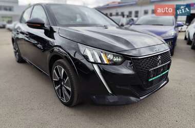 Хэтчбек Peugeot e-208 2020 в 