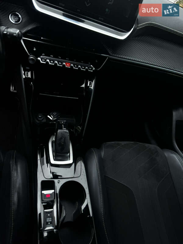Хетчбек Peugeot e-208 2021 в Коломиї