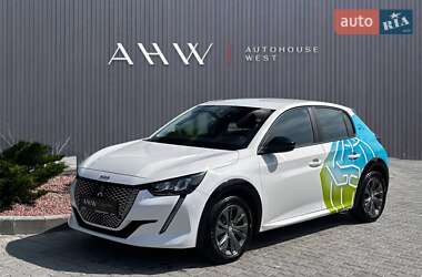 Хэтчбек Peugeot e-208 2022 в Львове