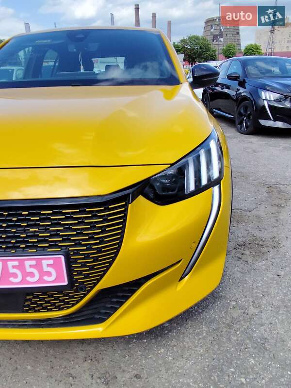 Хетчбек Peugeot e-208 2019 в Києві
