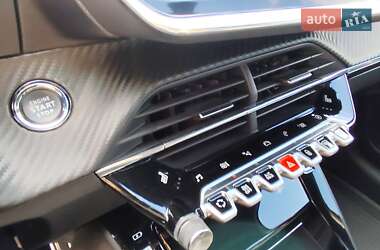 Хэтчбек Peugeot e-208 2021 в 