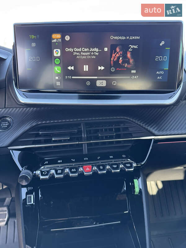 Хетчбек Peugeot e-208 2022 в Києві