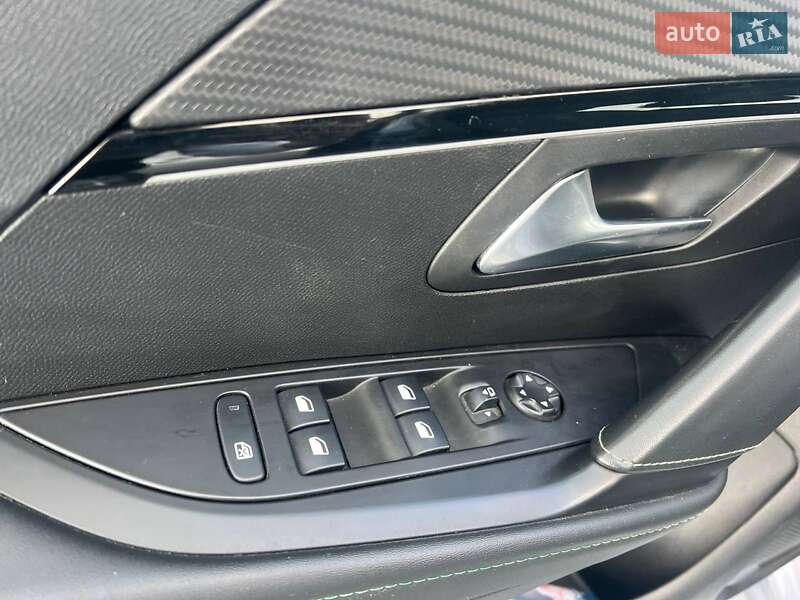 Хетчбек Peugeot e-208 2019 в Львові