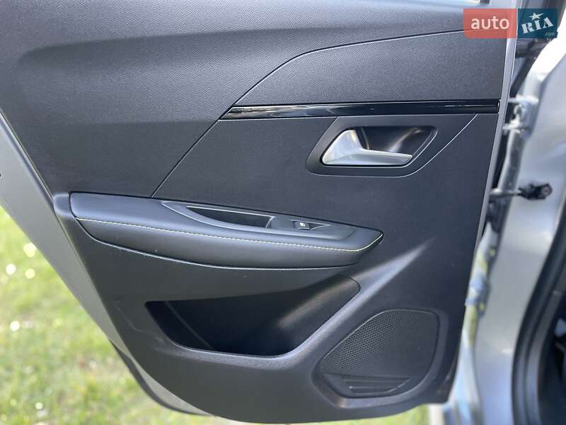 Хетчбек Peugeot e-208 2021 в Хмельницькому