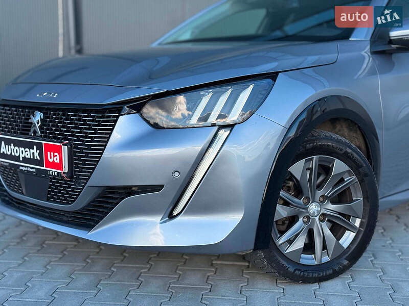 Хэтчбек Peugeot e-208 2019 в Львове
