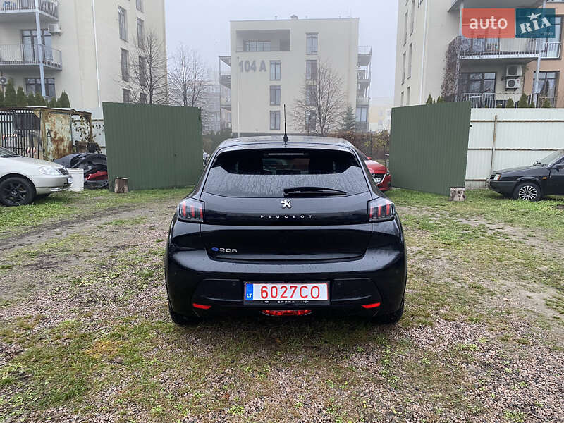 Хетчбек Peugeot e-208 2021 в Києві