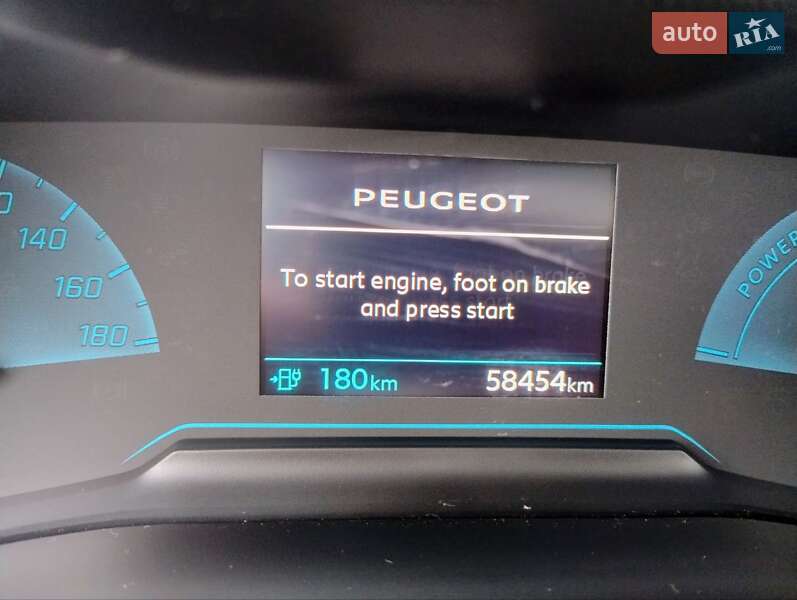 Хэтчбек Peugeot e-208 2020 в Львове