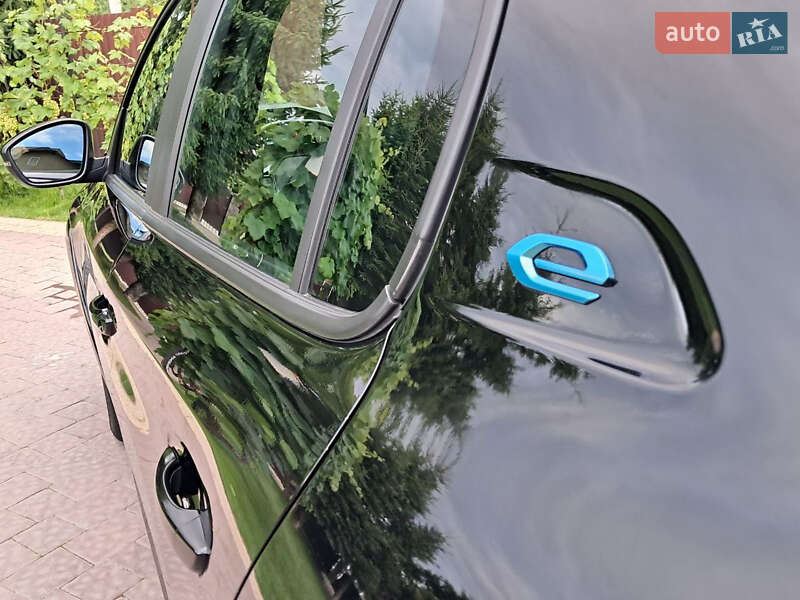 Хэтчбек Peugeot e-208 2023 в Самборе фото 13 Хэтчбек Peugeot e-208 2023 в Самборе