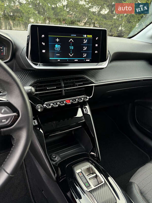 Хетчбек Peugeot e-208 2022 в Рівному фото 24 Хетчбек Peugeot e-208 2022 в Рівному