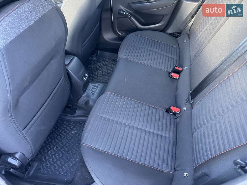 Хэтчбек Peugeot e-208 2020 в Полтаве фото 8 Хэтчбек Peugeot e-208 2020 в Полтаве