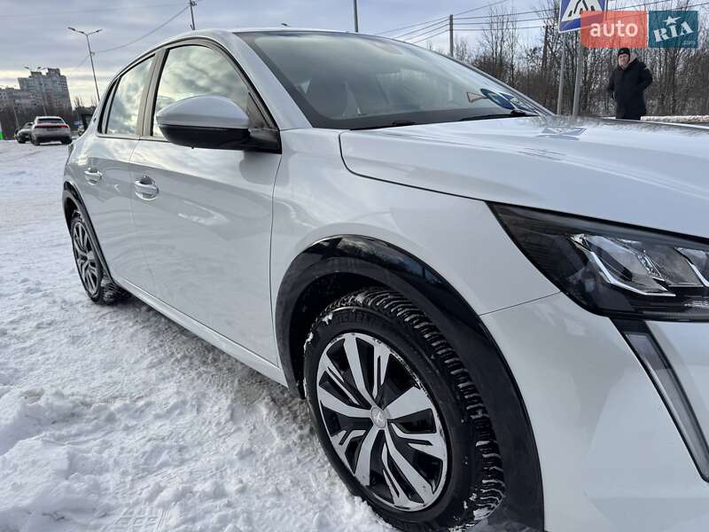 Хэтчбек Peugeot e-208 2020 в Полтаве фото 13 Хэтчбек Peugeot e-208 2020 в Полтаве