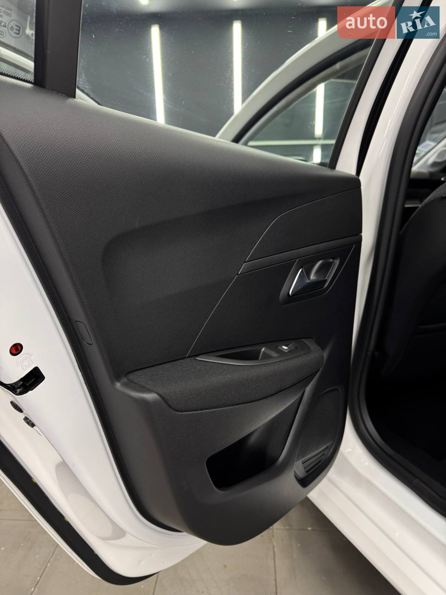 2021 Peugeot 208 - мініатюра 26