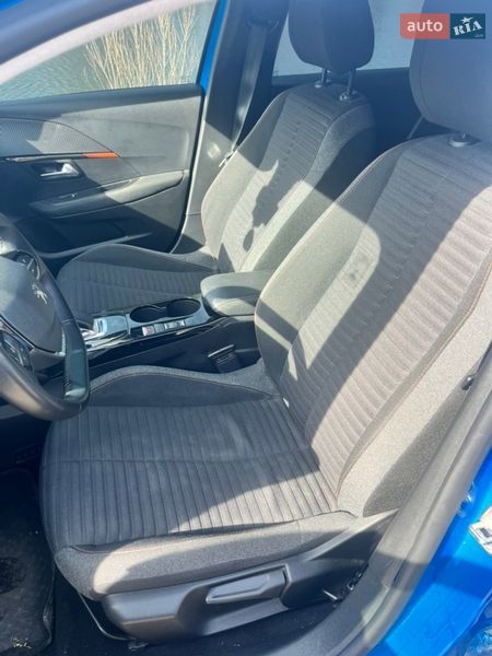 Хэтчбек Peugeot e-208 2020 в Сколе фото 13 Хэтчбек Peugeot e-208 2020 в Сколе
