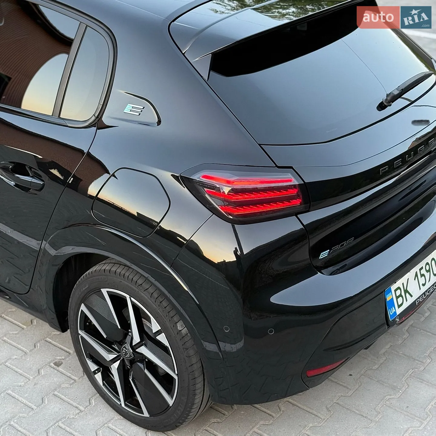 Peugeot e-208 2024 VIN VR3UHZKW2R4093205 фото оголошення 7 з 47