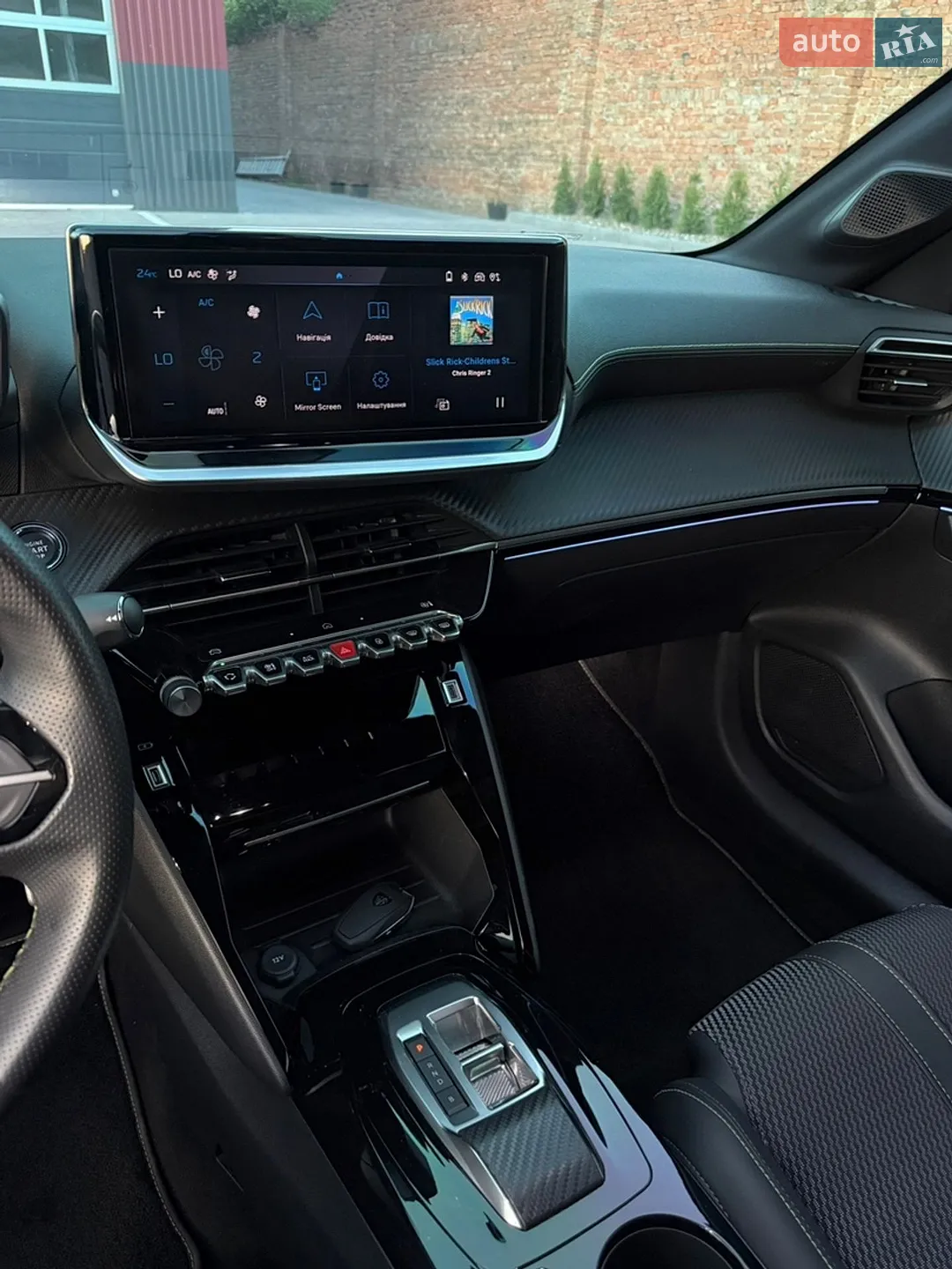 Peugeot e-208 2024 VIN VR3UHZKW2R4093205 фото оголошення 35 з 47