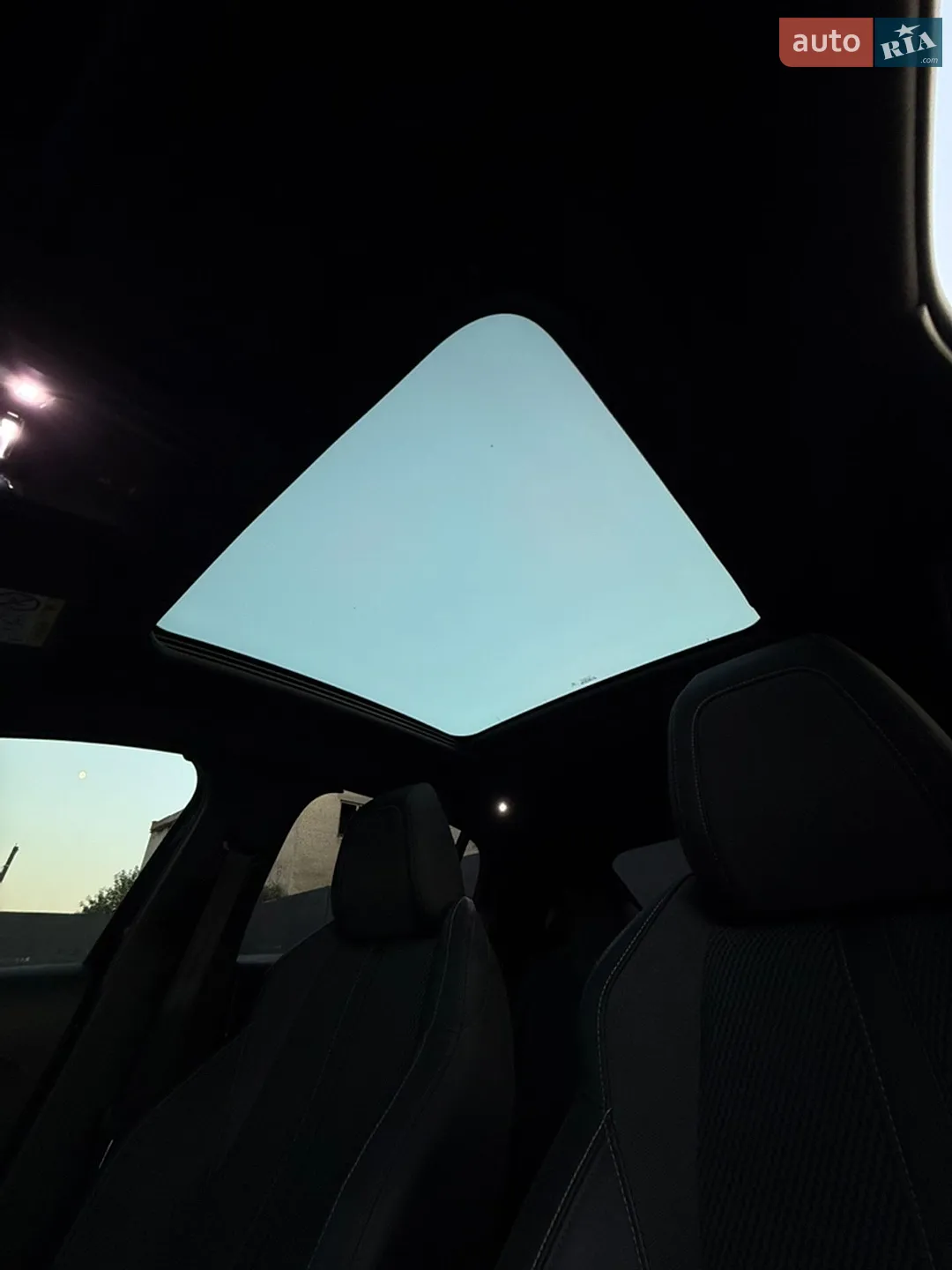 Peugeot e-208 2024 VIN VR3UHZKW2R4093205 фото оголошення 37 з 47