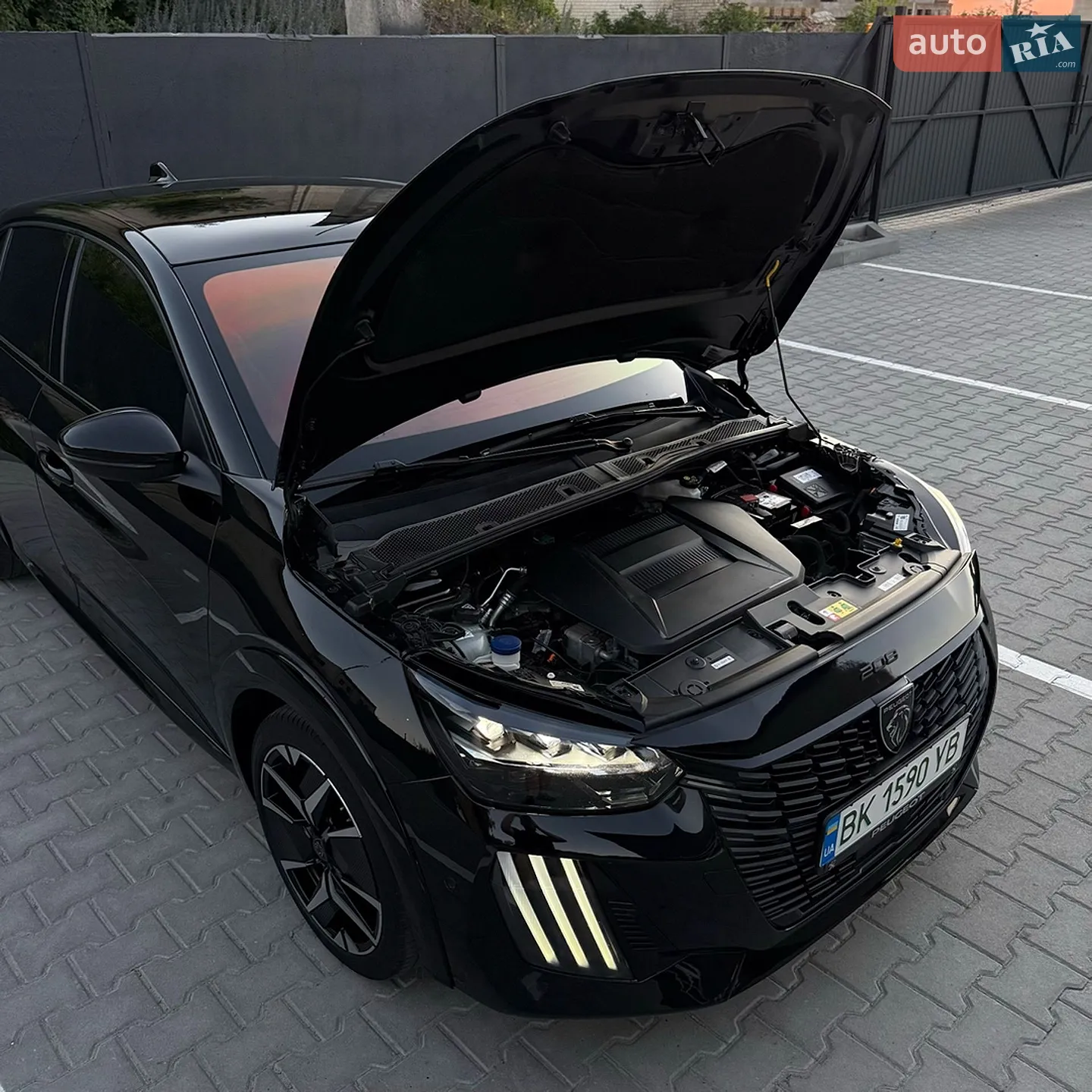 Peugeot e-208 2024 VIN VR3UHZKW2R4093205 фото оголошення 43 з 47
