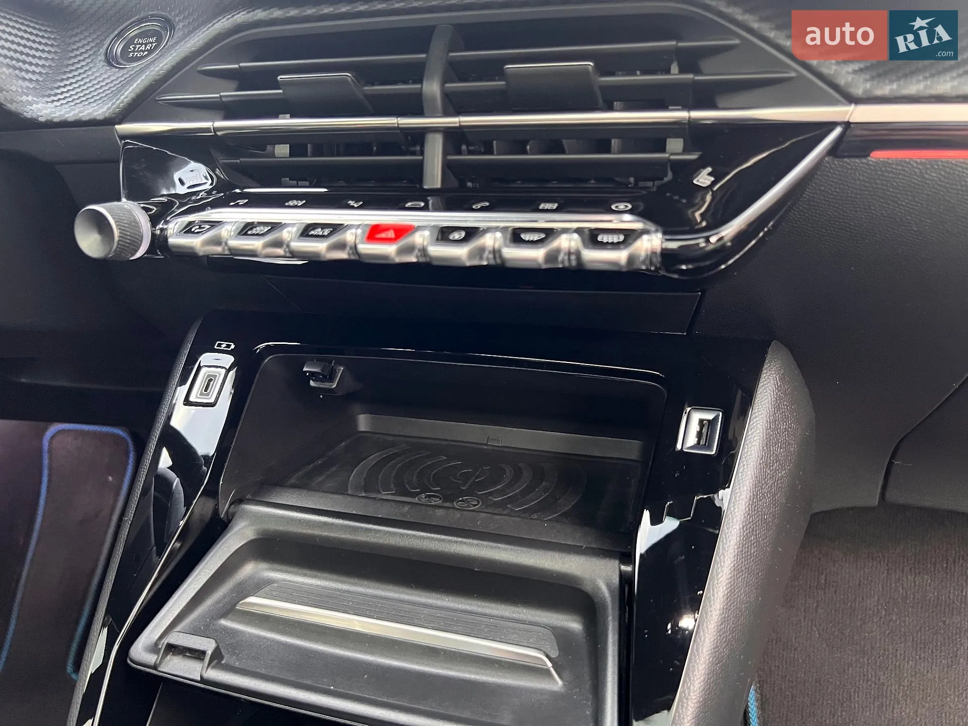 2019 Peugeot 208 - мініатюра 26