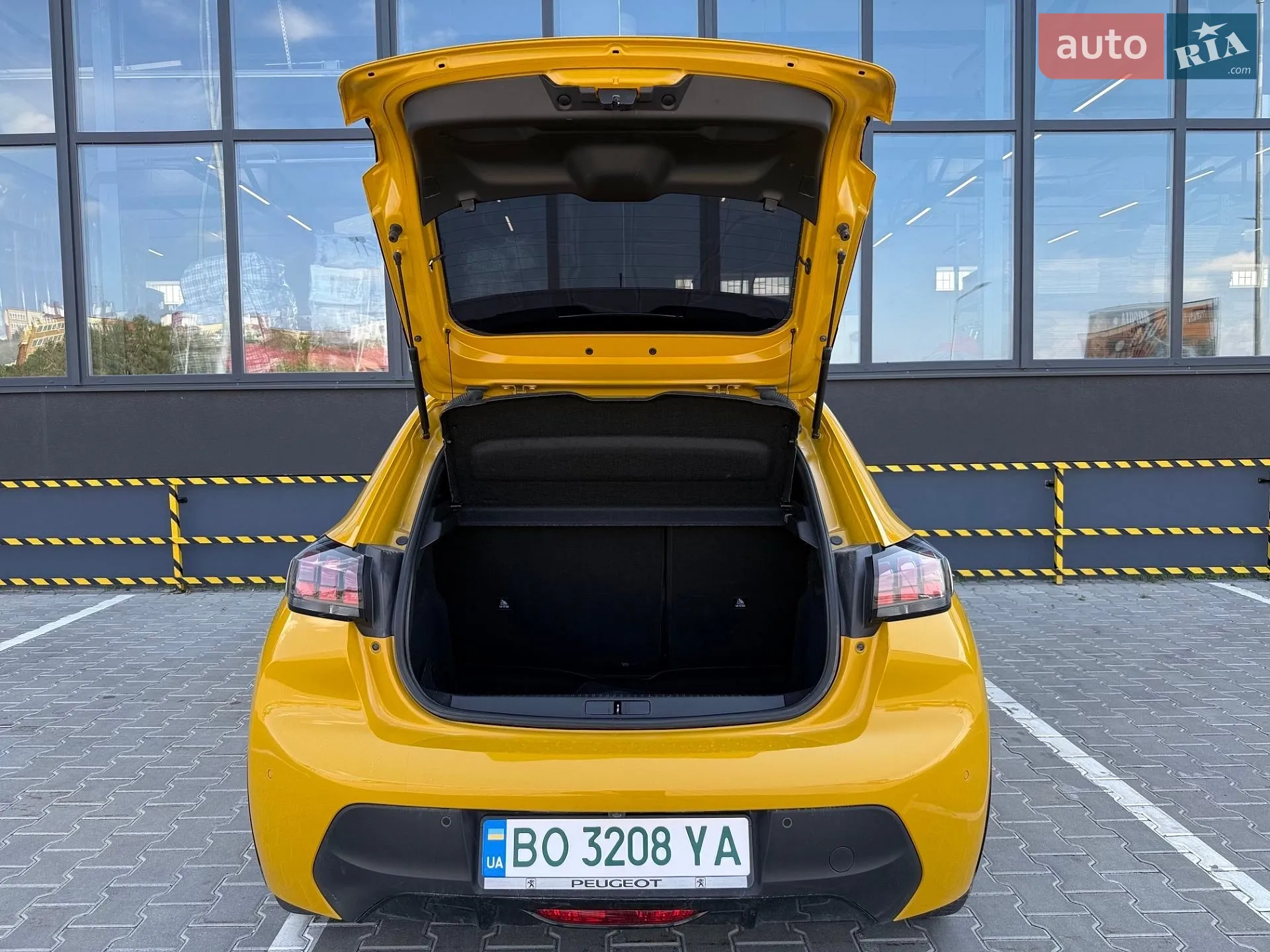 2021 Peugeot 208 - мініатюра 18