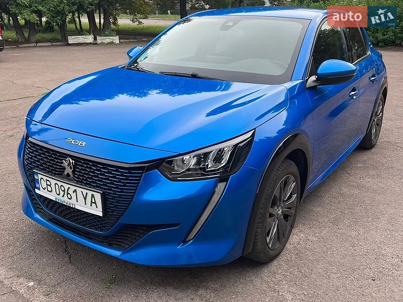 Peugeot e-208