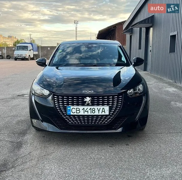 Peugeot e-208