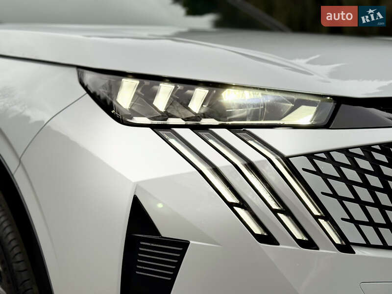 Внедорожник / Кроссовер Peugeot e-3008 2024 в Самборе