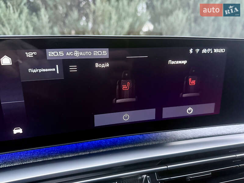 Внедорожник / Кроссовер Peugeot e-3008 2024 в Самборе