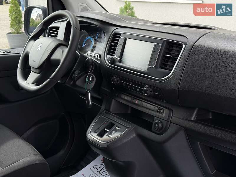 Грузовой фургон Peugeot e-Expert 2024 в Луцке