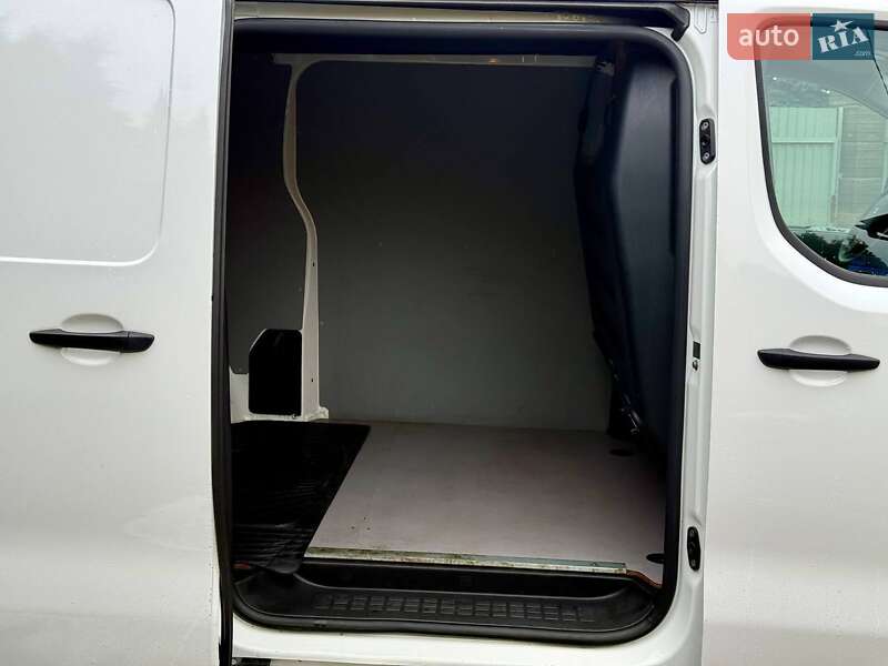 Грузовой фургон Peugeot e-Expert 2021 в Самборе